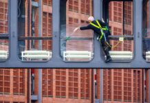 Expert Tips for Hiring the Right Commercial Cleaning Company cleaning