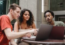 10 Easy Tips For Young People to Thrive in Business entrepreneurs