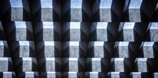 Holographic Telepresence