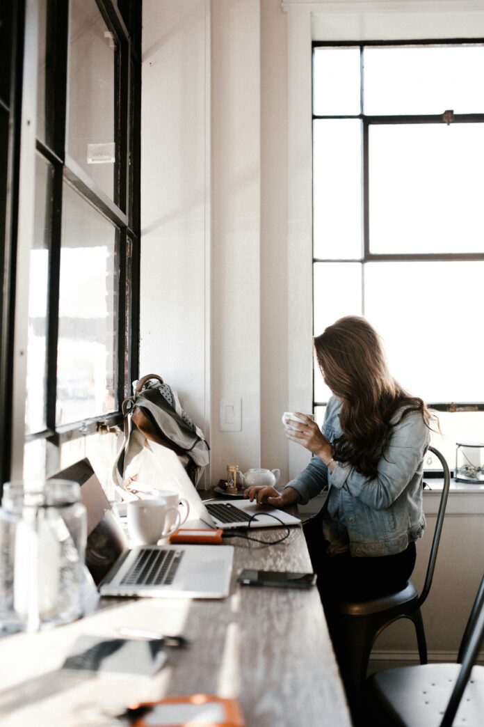 The Impact of Video Interviews on CEO Online Reputation